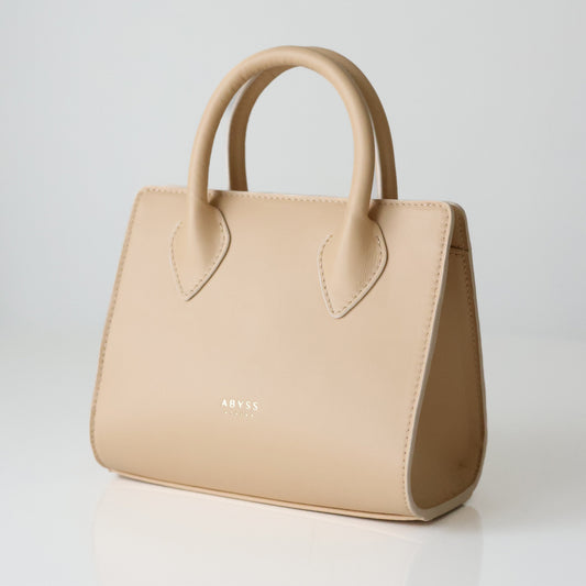 Teardrop Essence Medium