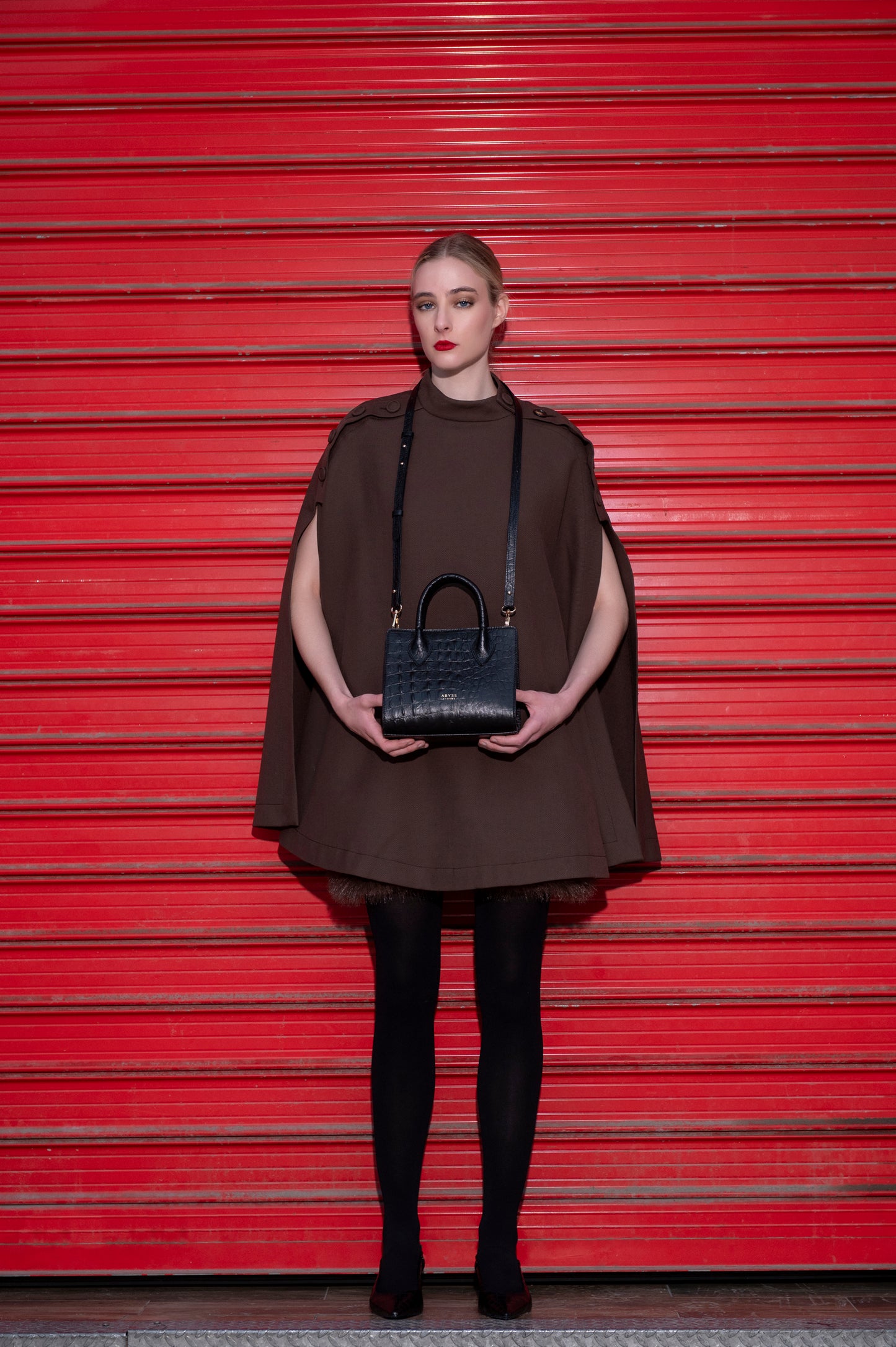 Teardrop Essence Medium