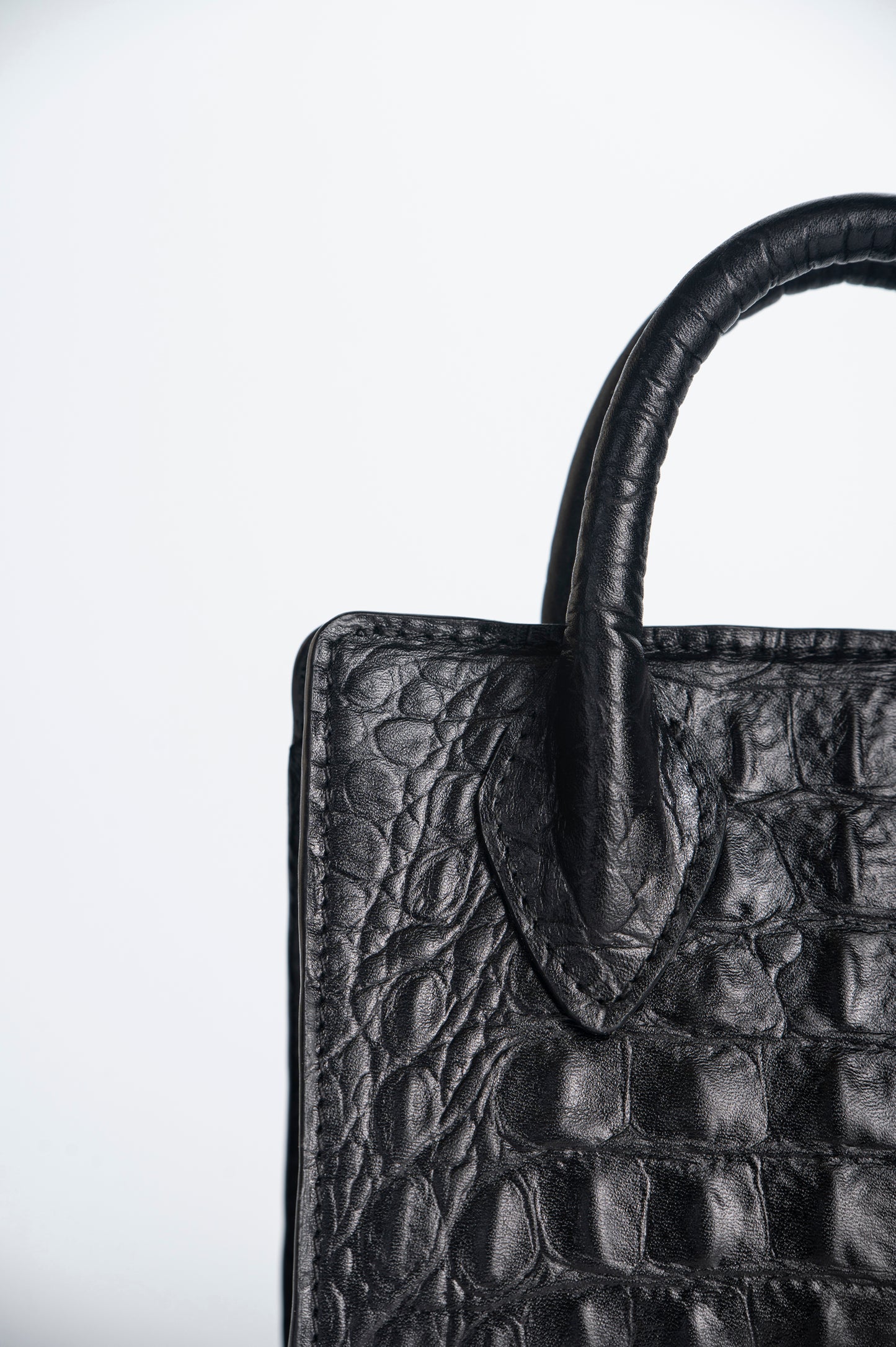 Teardrop Essence Mini