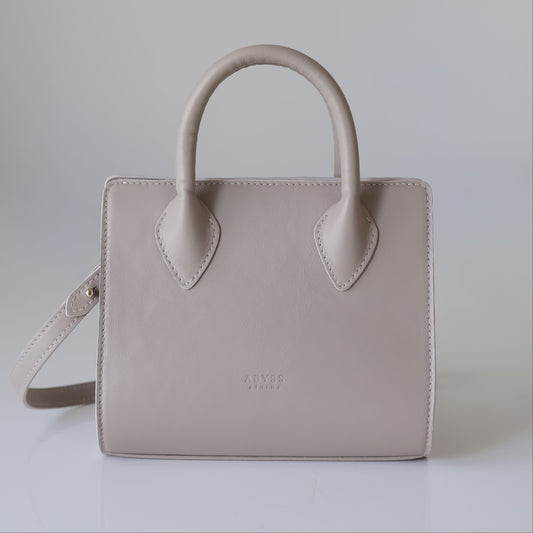 Teardrop Essence Medium