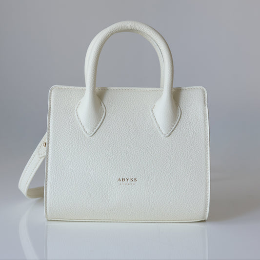 Teardrop Essence Medium